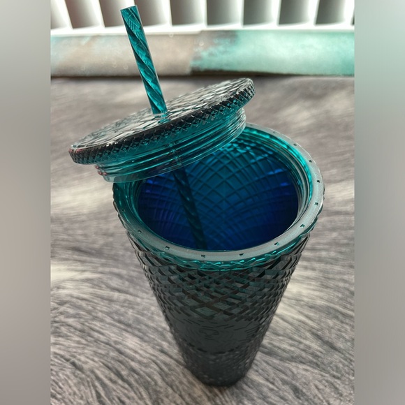 NWT - Starbucks 24oz Holiday Green Diamond-Textured Cold Beverage Tumbler - Picture 6 of 7